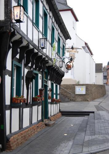 Hostal Hotel Zum Schwan