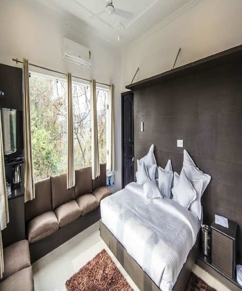 Hotel Midwood Breeze By Opensky