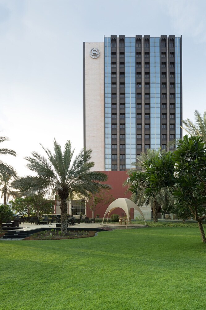 Sheraton Oman Hotel