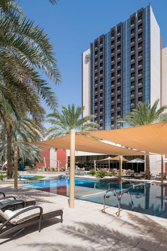 Sheraton Oman Hotel