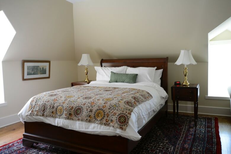 Woodville Bed And Breakfast