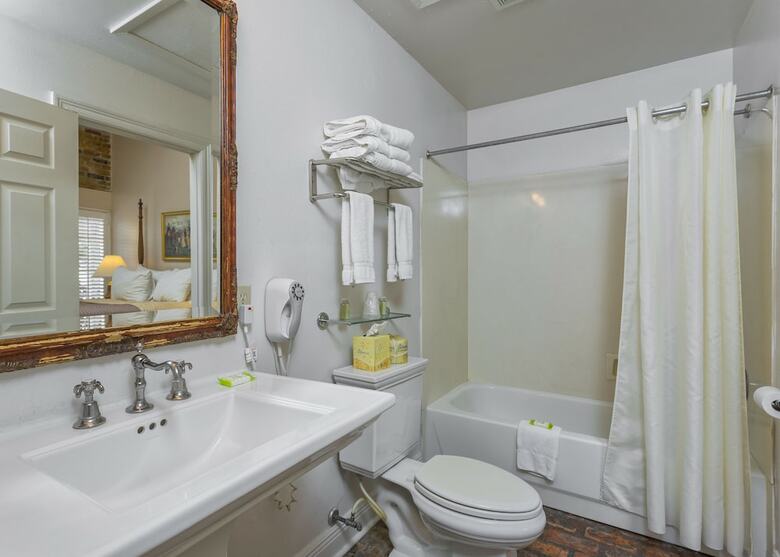 New Orleans Courtyard Hotel