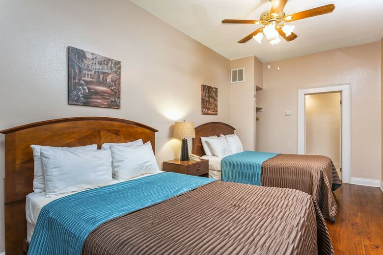 New Orleans Courtyard Hotel
