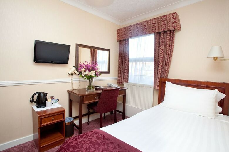 The Victoria Hotel