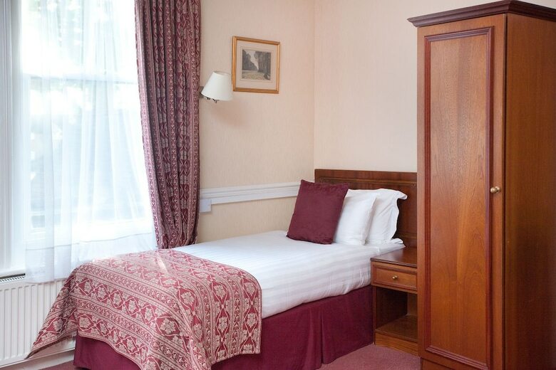 The Victoria Hotel
