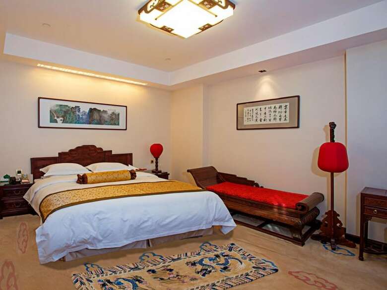 Imperial Palace Hotel