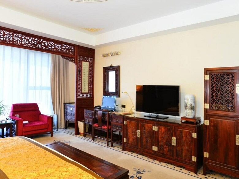 Imperial Palace Hotel