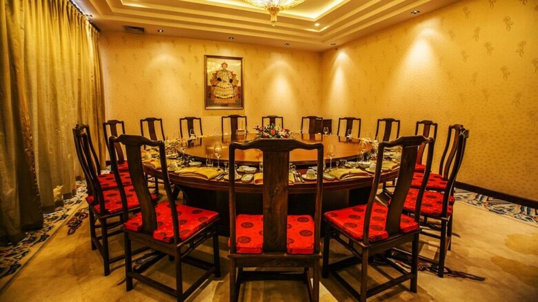 Imperial Palace Hotel