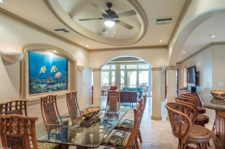 Hotel Belizean Cove Estates