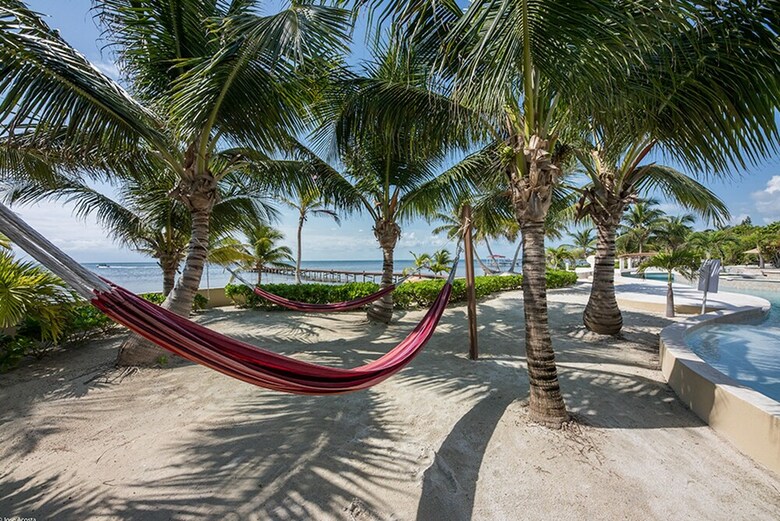 Hotel Belizean Cove Estates
