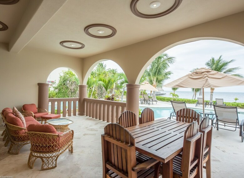 Hotel Belizean Cove Estates