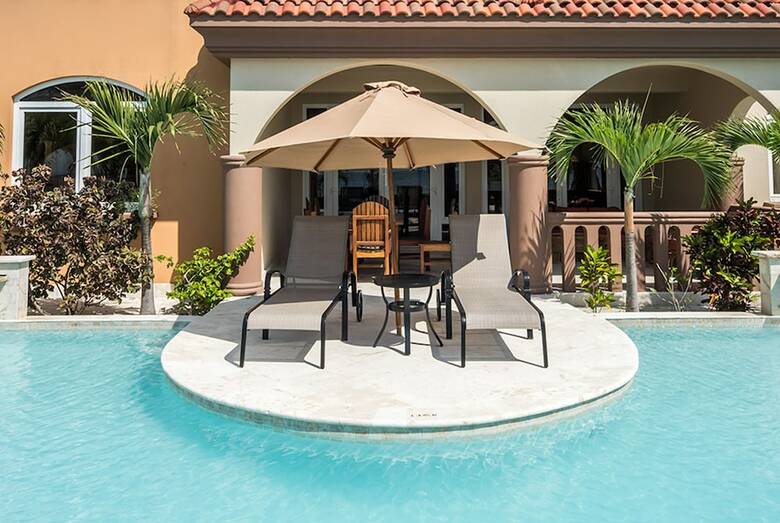 Hotel Belizean Cove Estates