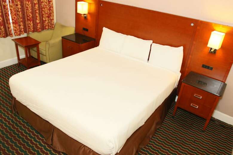 Motel Town And Country