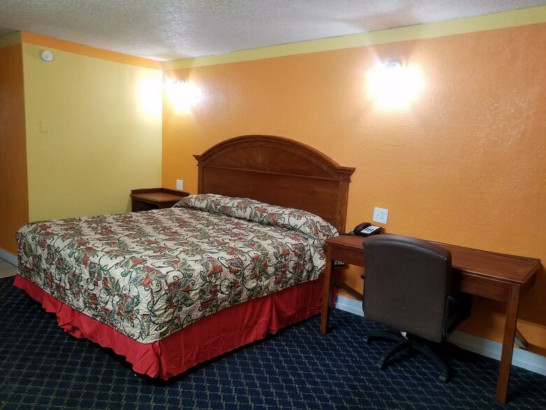 Hotel Regency Inn- Fort Sam Houston