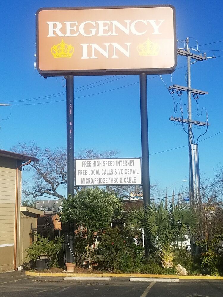 Hotel Regency Inn- Fort Sam Houston