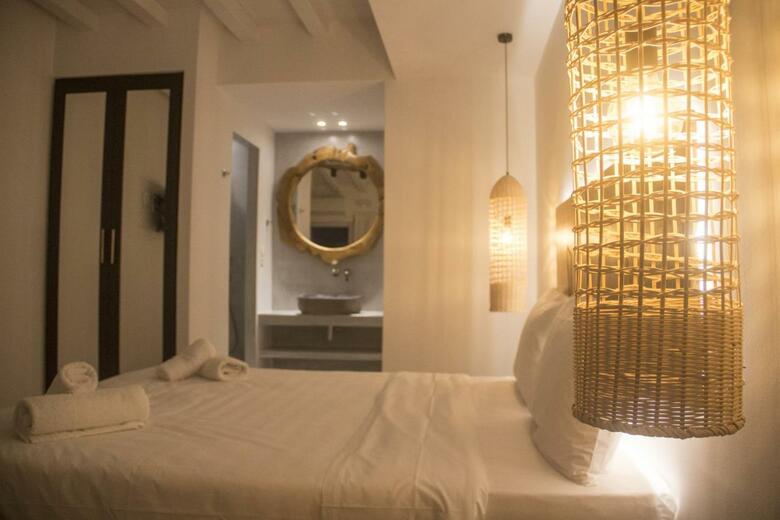 Hotel Eternal Suites