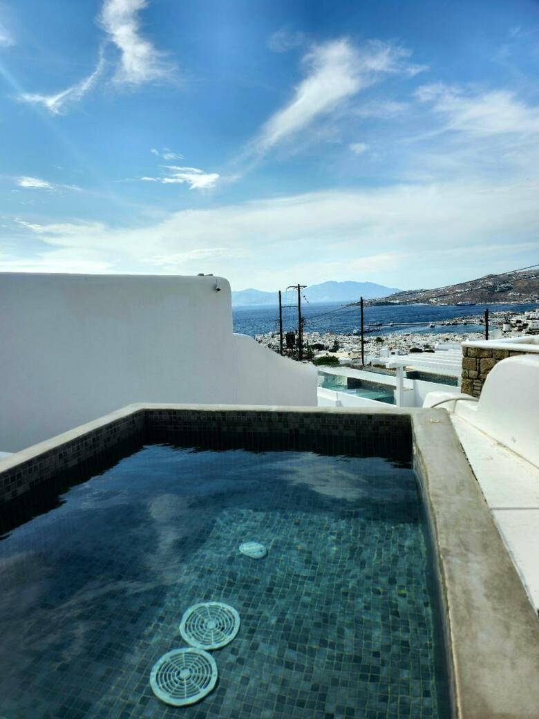 Hotel Eternal Suites