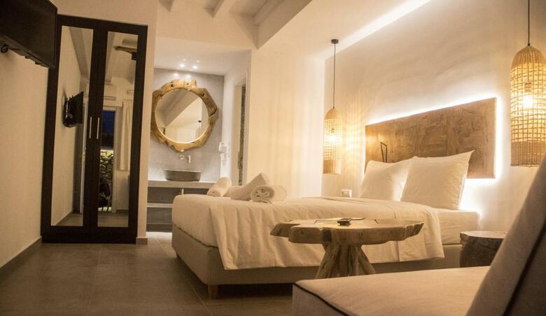 Hotel Eternal Suites