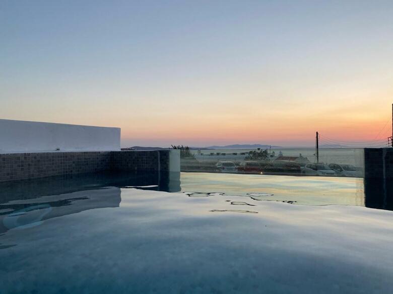 Hotel Eternal Suites