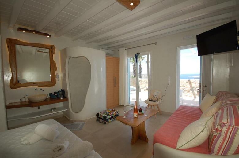 Hotel Eternal Suites