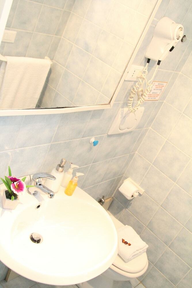 Hotel B&B Carlo Felice