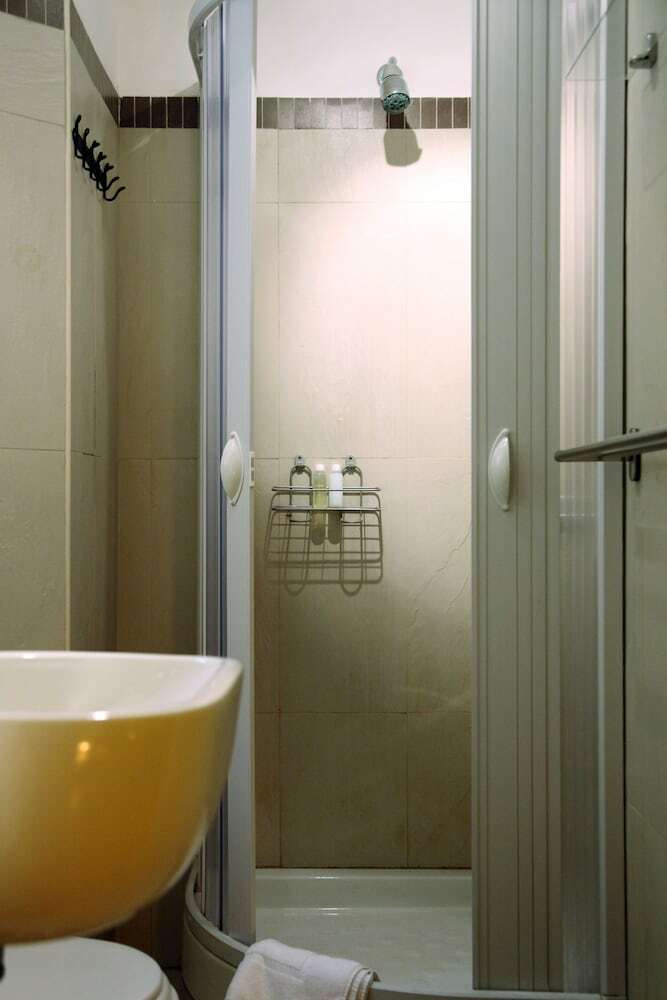 Hotel B&B Carlo Felice