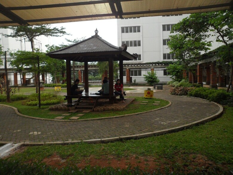 Aparthotel Apartment Kalibata City By Luxury Pro