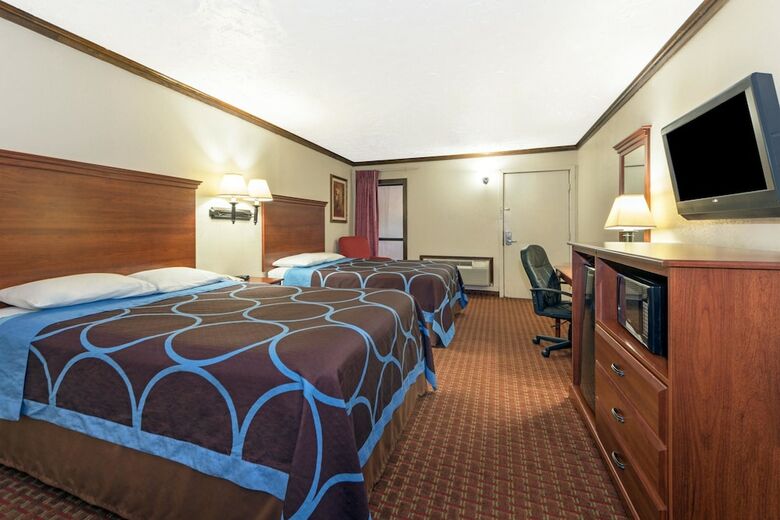 Hotel Super 8 By Wyndham Enid