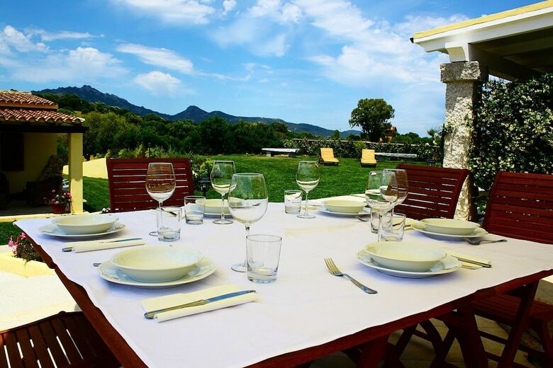 Cento Ulivi Hotel - Bed And Breakfast