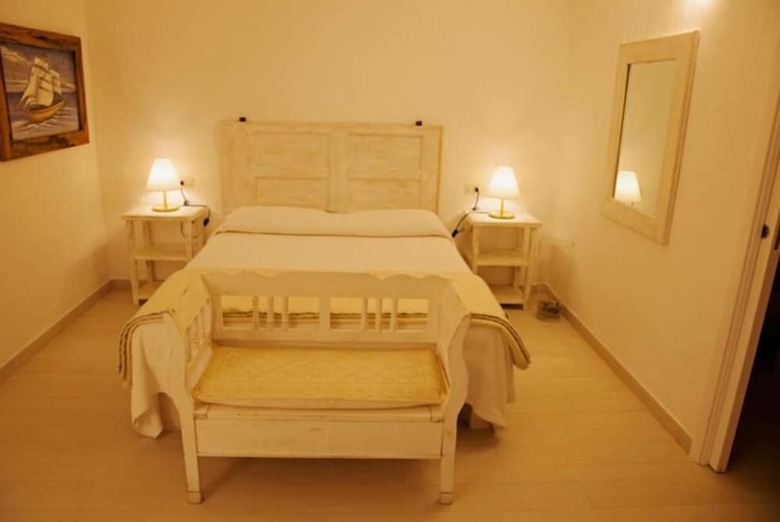 Cento Ulivi Hotel - Bed And Breakfast