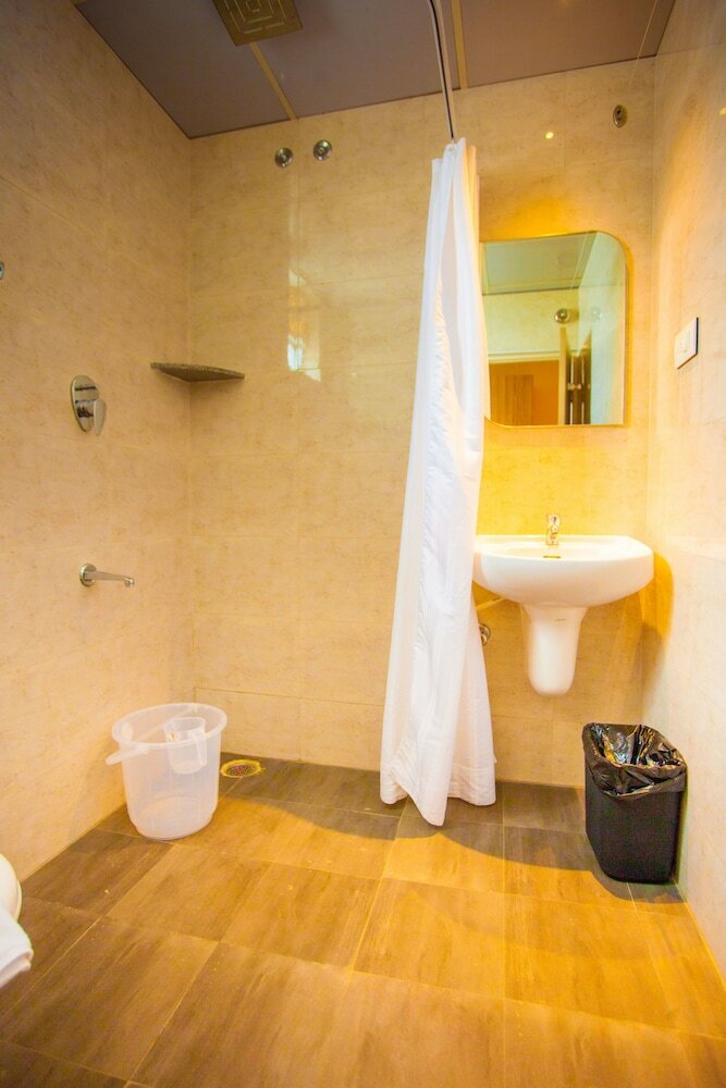 Hotel Northern Suites @ C Block