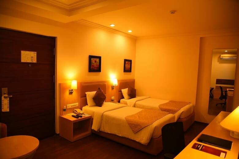 Hotel Royal Orchid Suites