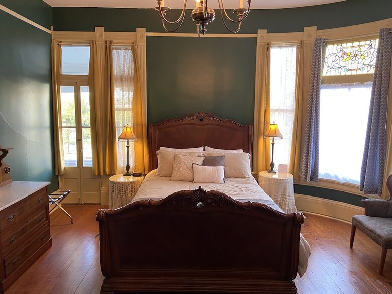 Bed & Breakfast The Queen Anne Inn