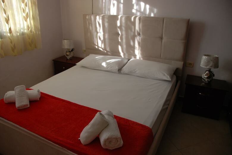 Kleri Beach Apartments