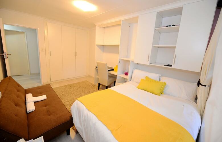 Hotel Corgi Guest House