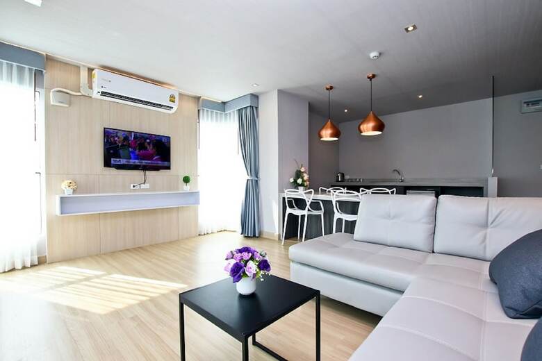 Hotel Le Breeze Resort