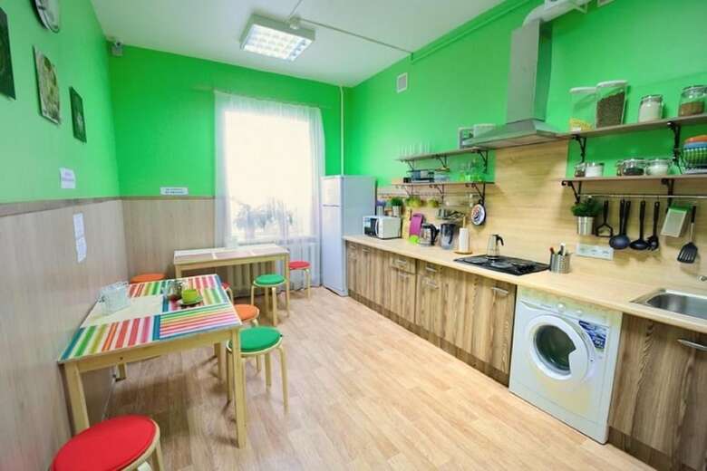 Hostal Hostel Gostevoy Dom Nice