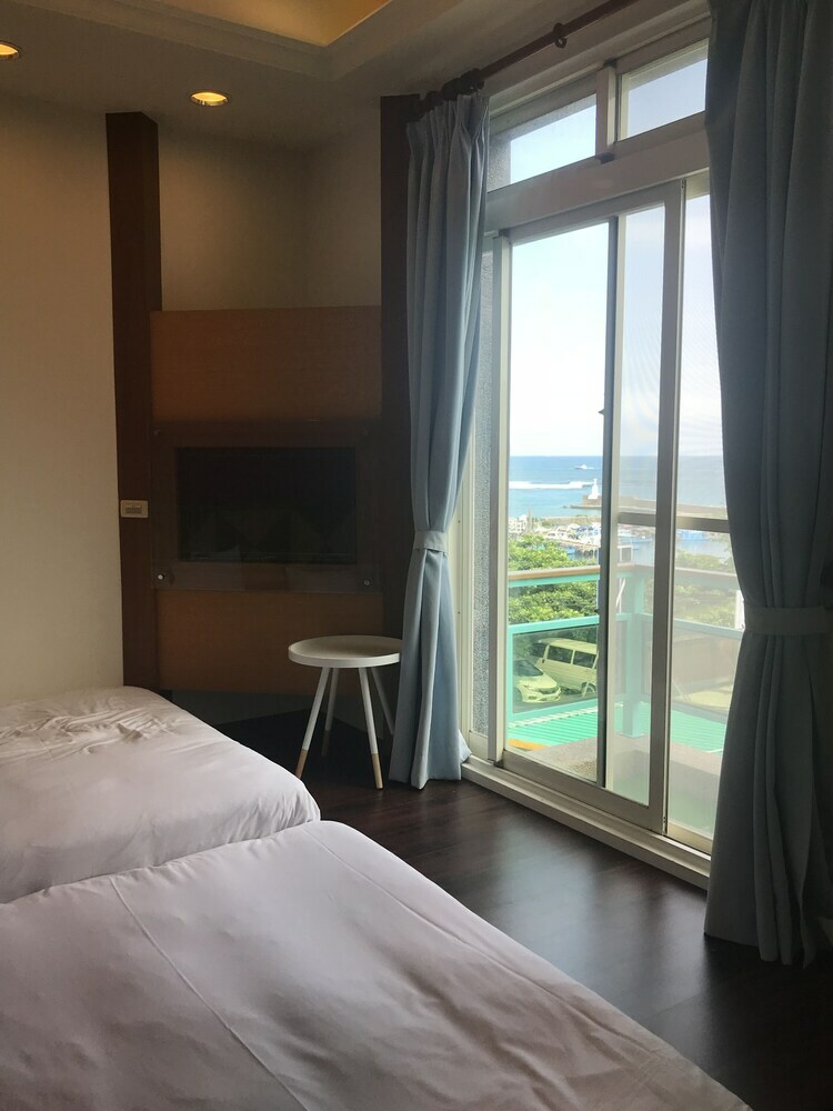Hotel Hjs Guest House