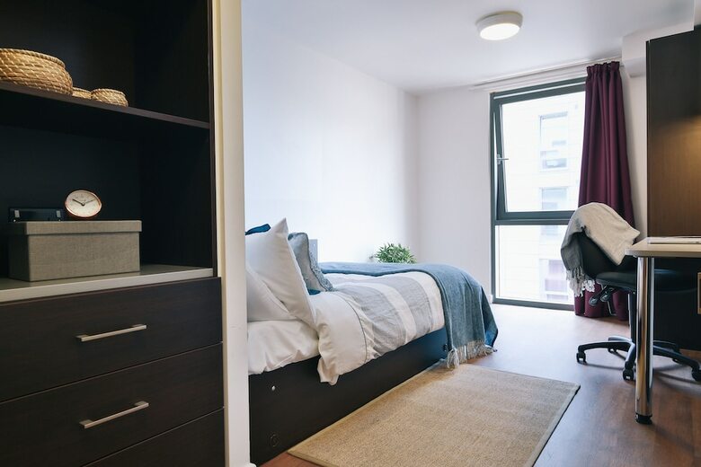 Hostal Hashtag Plymouth
