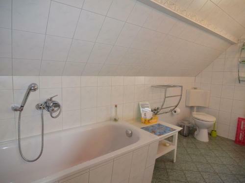 Cozy Holiday Home In Kappe With Balcony