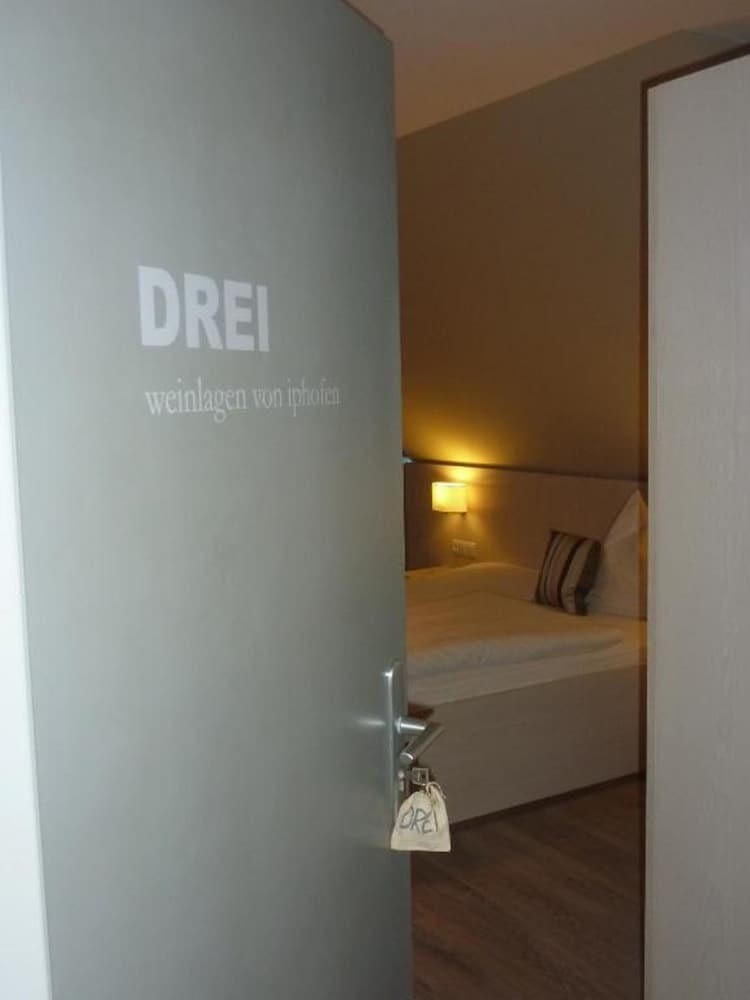 Hostal Weingut G�stehaus Weigand