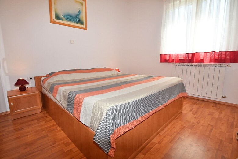 Apartments Jeromela