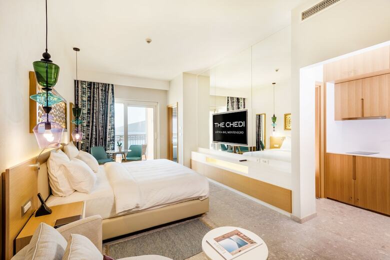 Hotel The Chedi Lustica Bay