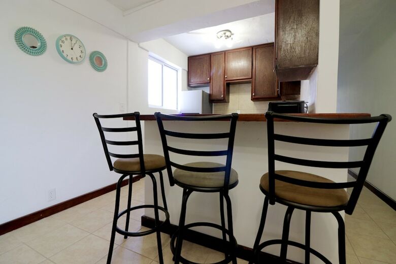 Parham Plaza Hotel