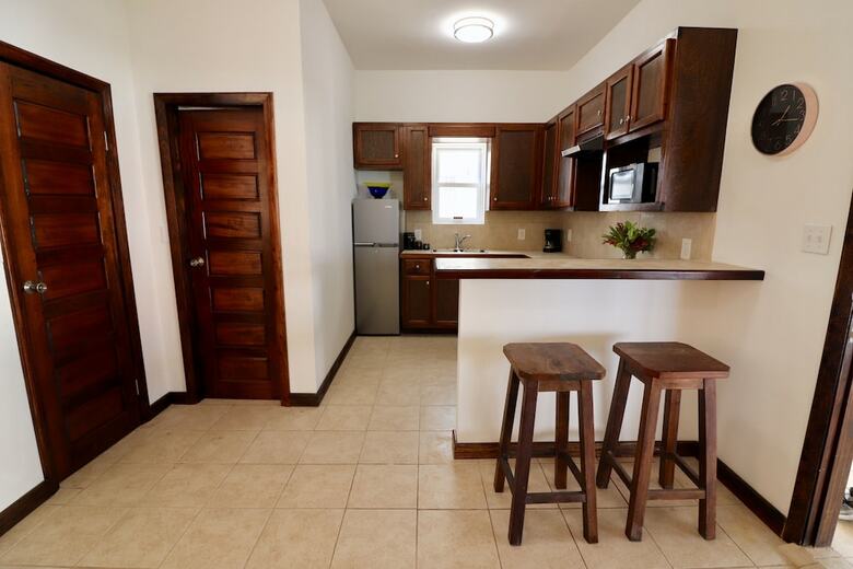 Parham Plaza Hotel