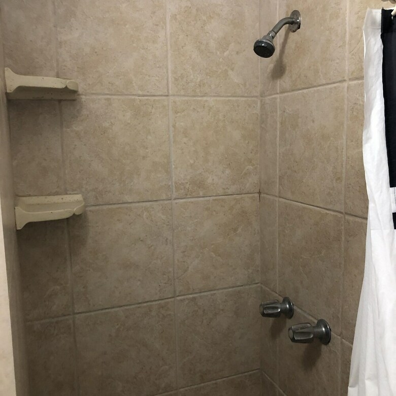 Parham Plaza Hotel