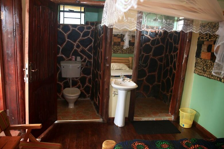 Bed & Breakfast Elite Backpackers Services Masaka