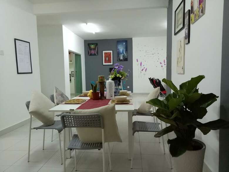 Homestay @ Aeon Desa Tebrau