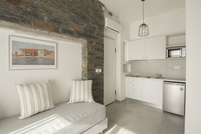 Apartamentos Vourkari Village