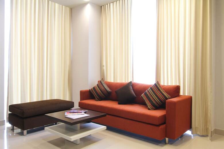 Apartamentos Mayfair Suites